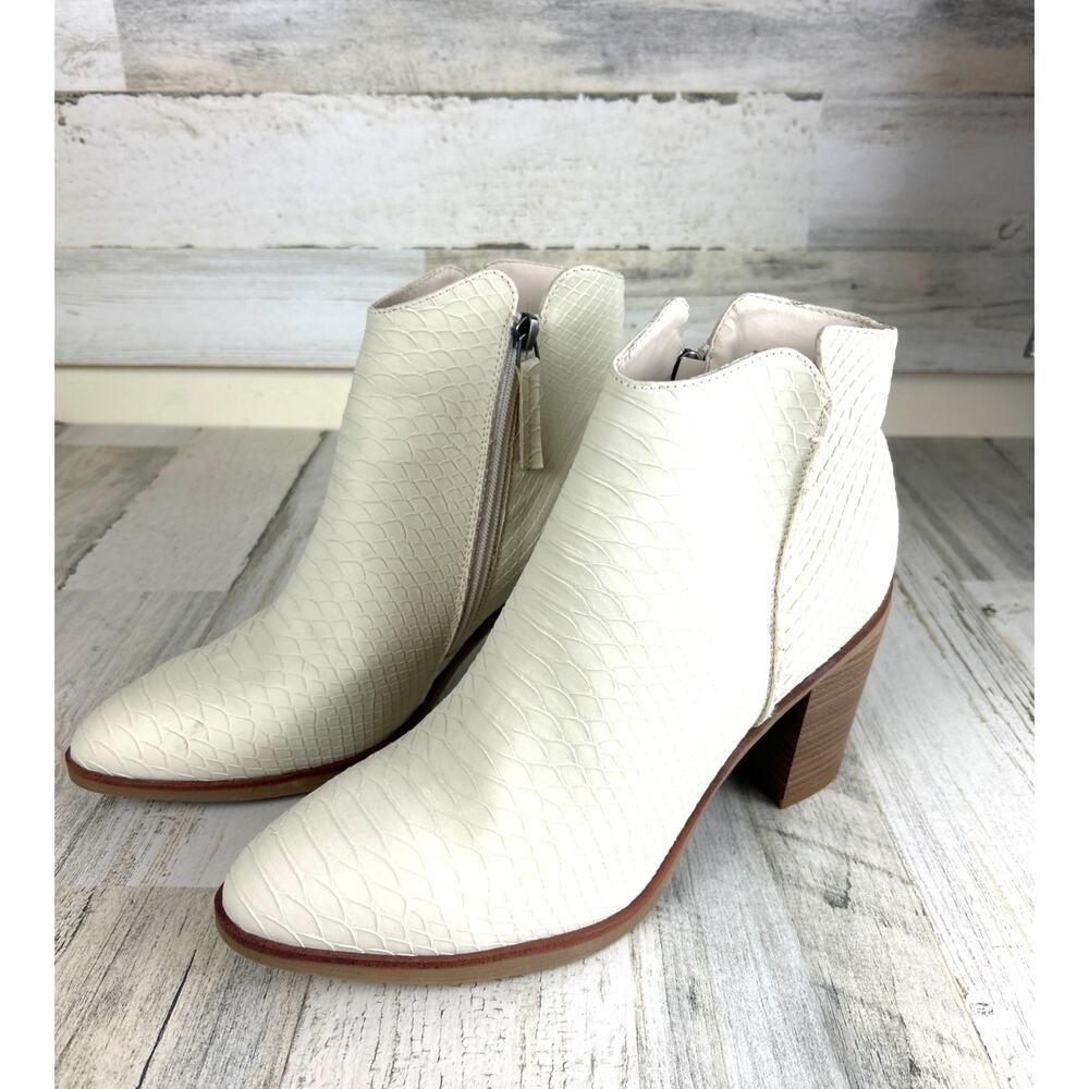 MIA Womens 10 Erik Cream Embossed Snakeskin Faux Leather Heeled Ankle Boots NEW